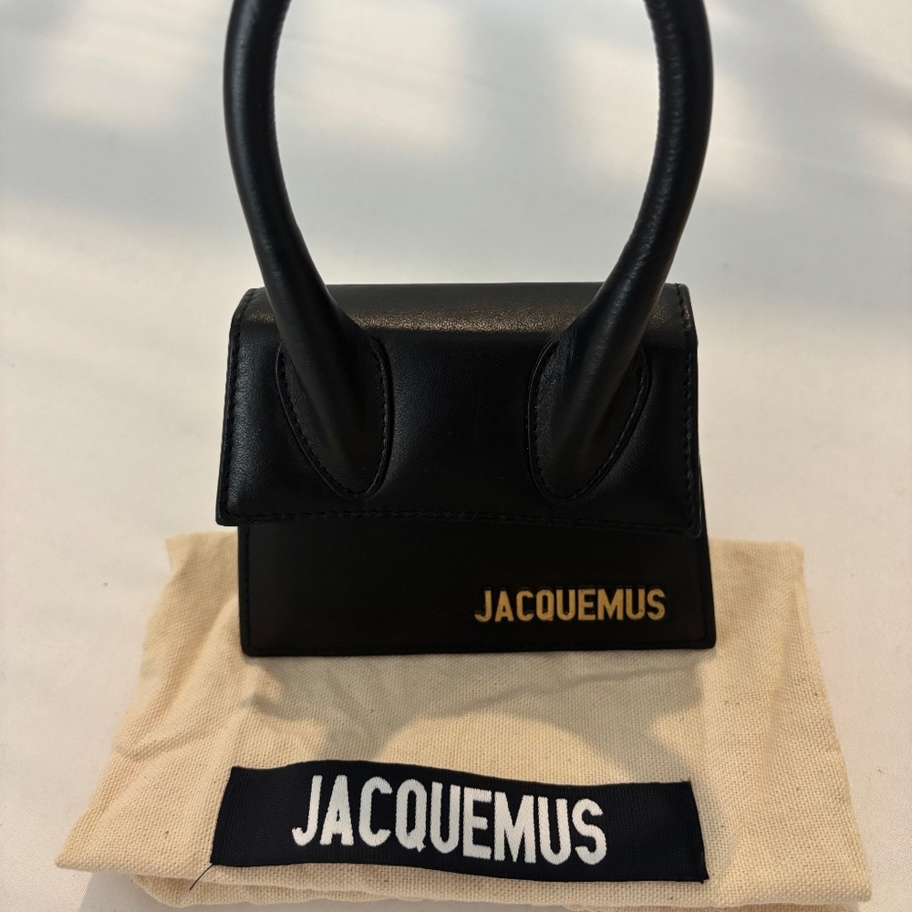Authentic Jacquemus Le Sac Chiquito Bag